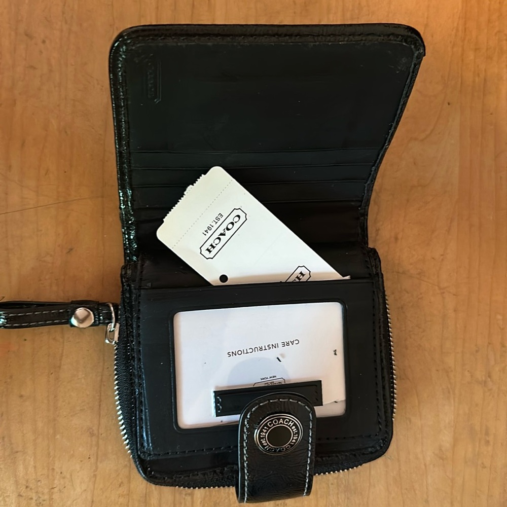 Coach Signatire Black/Silver/Grey wallet.